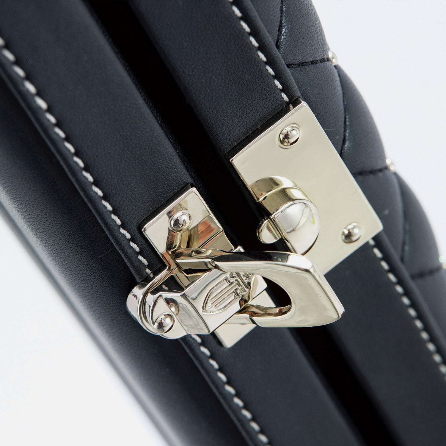 Little fragrance wind with studs snooker cue case-Grey